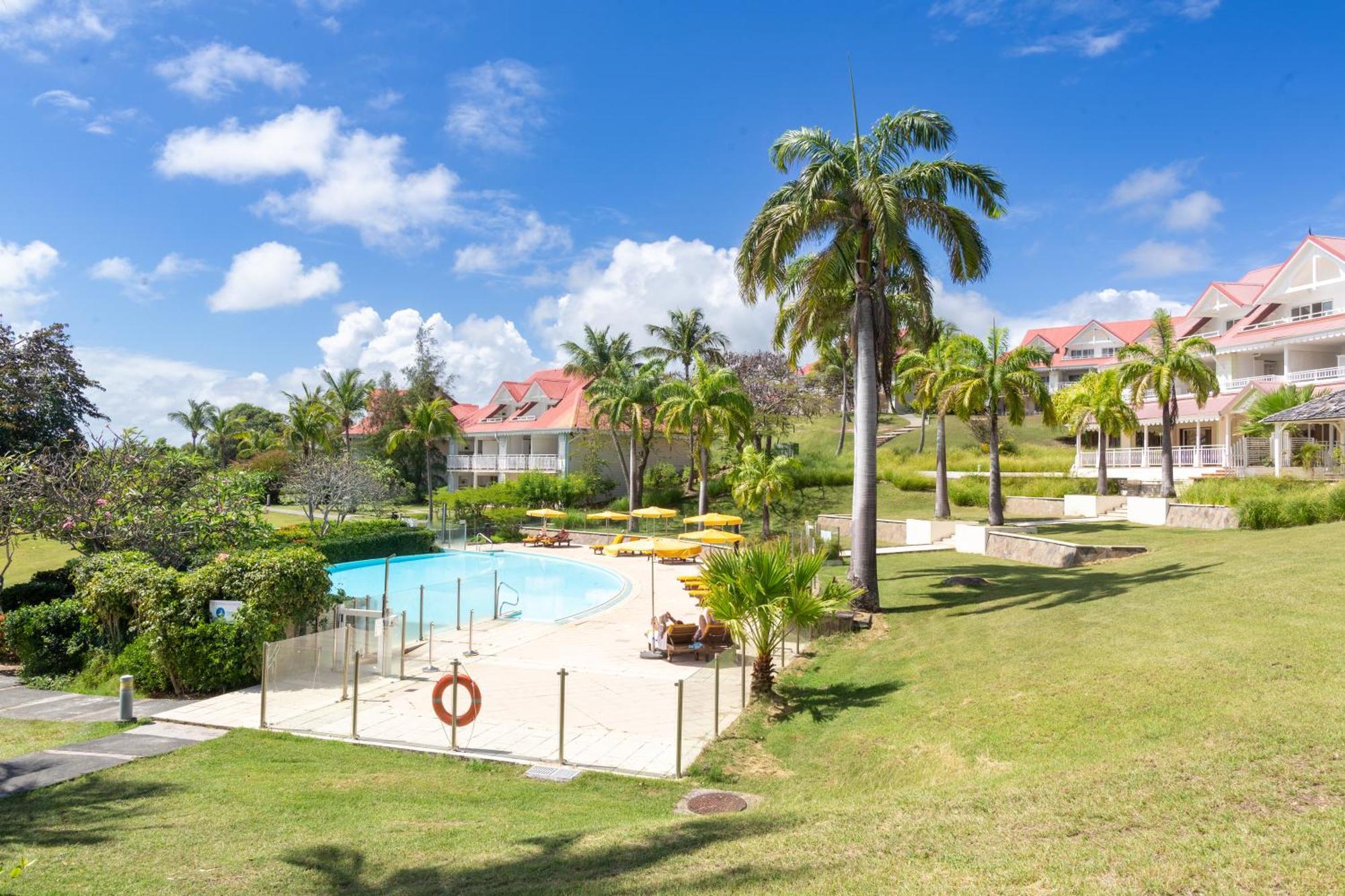 Residence Pierre & Vacances Premium Les Tamarins Sainte-Anne  Exterior photo
