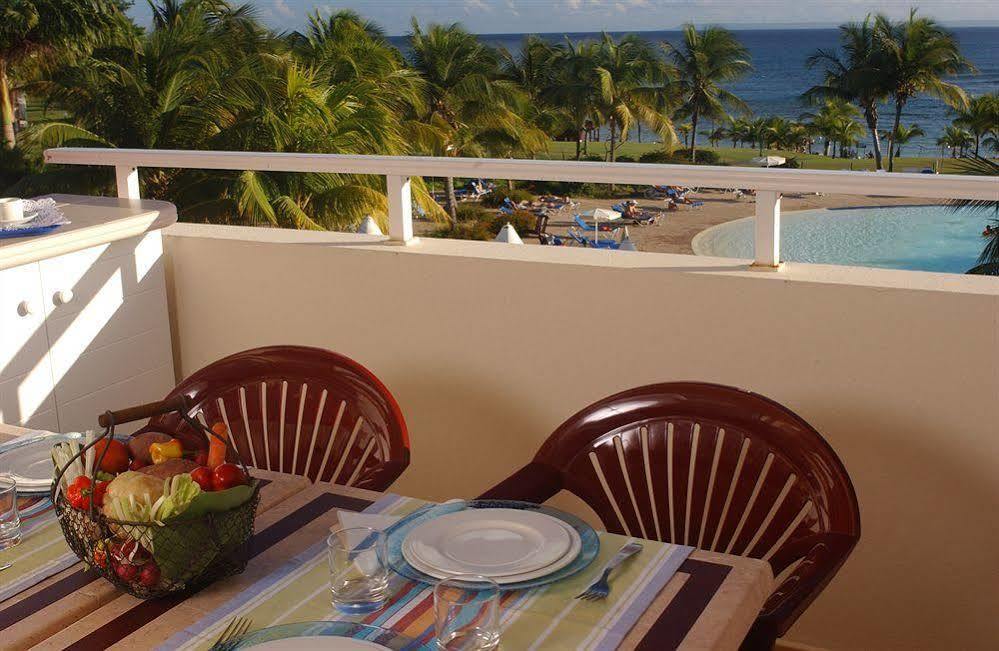 Residence Pierre & Vacances Premium Les Tamarins Sainte-Anne  Exterior photo