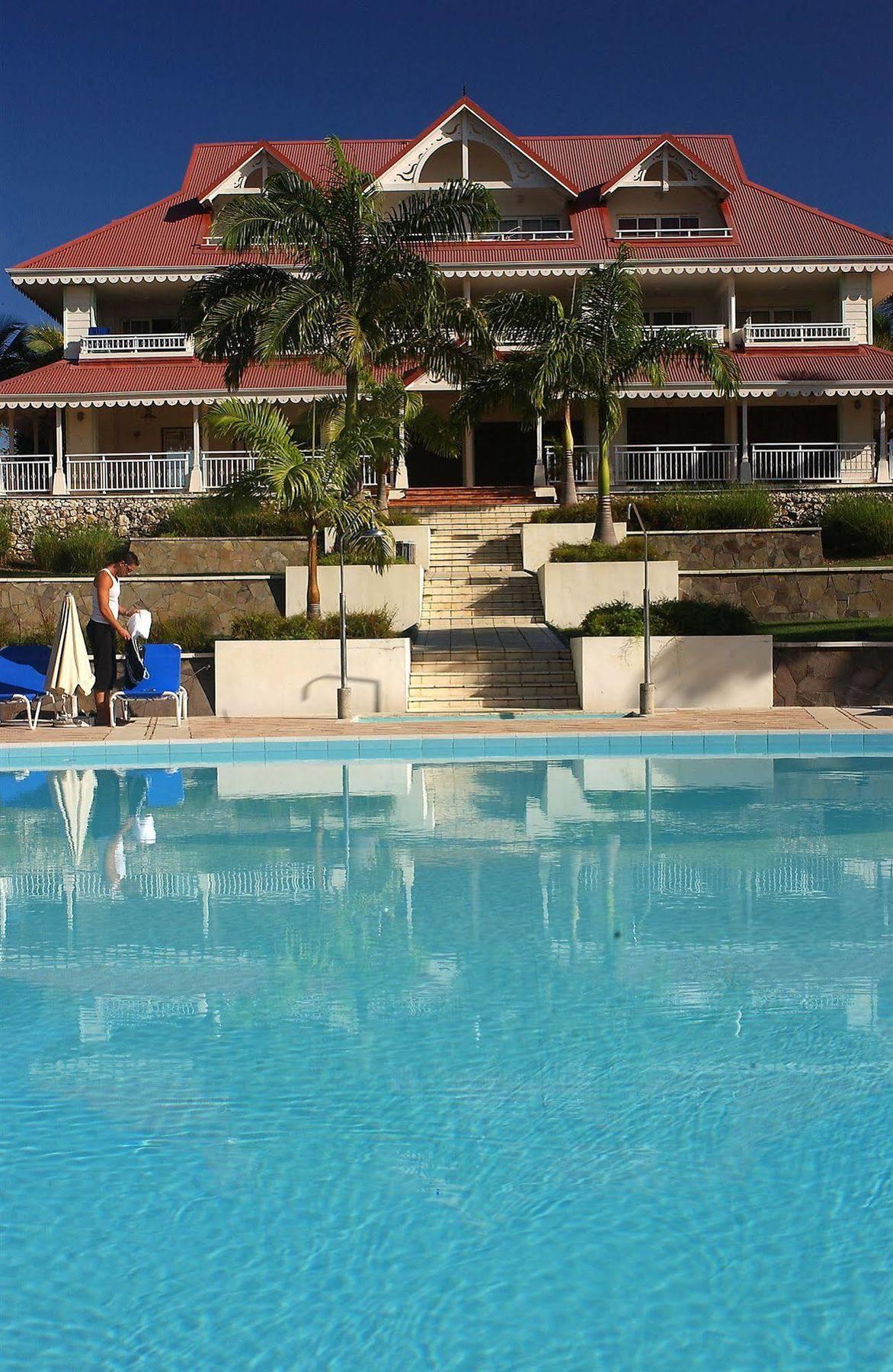Residence Pierre & Vacances Premium Les Tamarins Sainte-Anne  Exterior photo